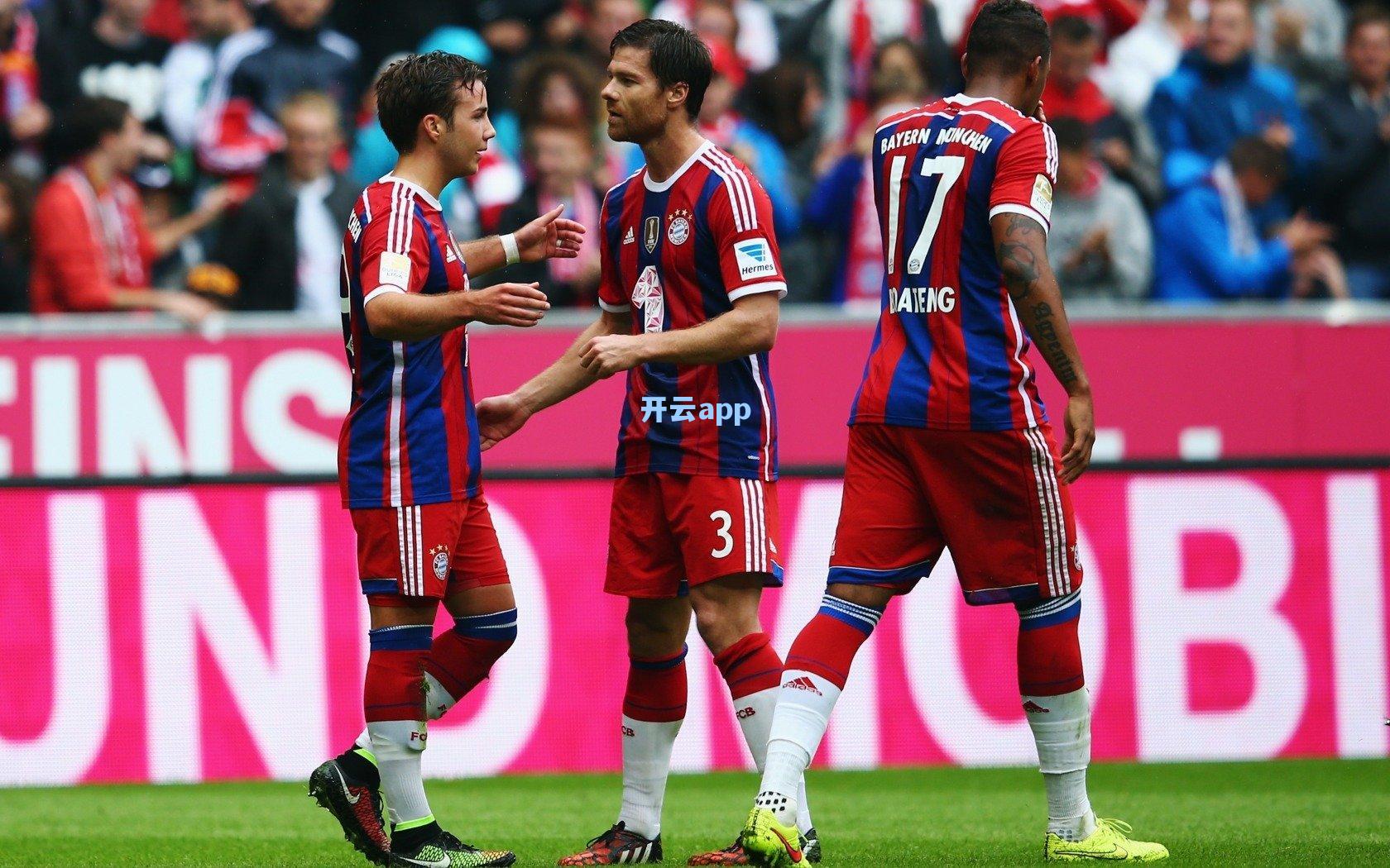 丁彦雨航现身达拉斯 身披独行侠训练服积极备战夏季联赛